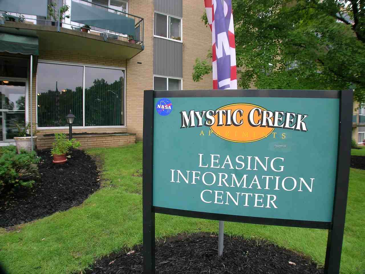 Mystic Creek Apts. - Photo 2 of 15