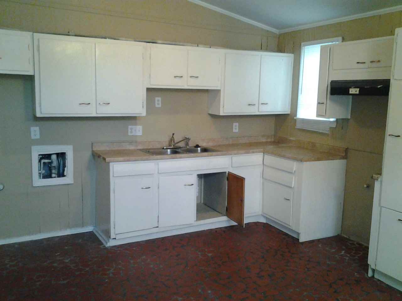 4592 Applegate Rd - Photo 3 of 7