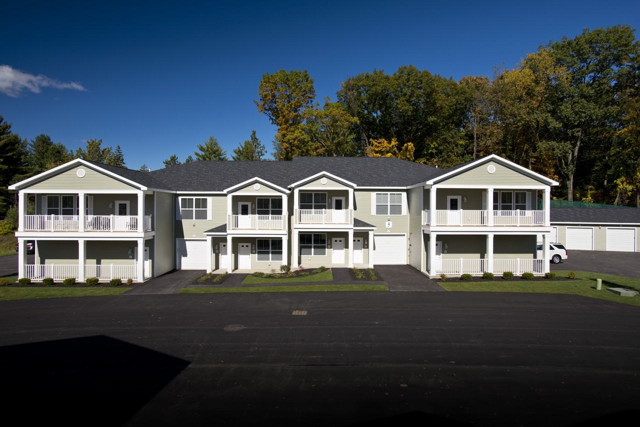 The Kensington at Halfmoon - Photo 3 of 20