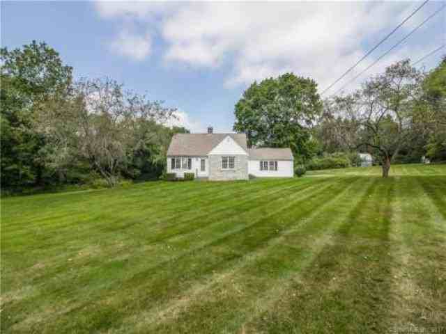 1050 Orange Center Rd - Photo 2 of 6