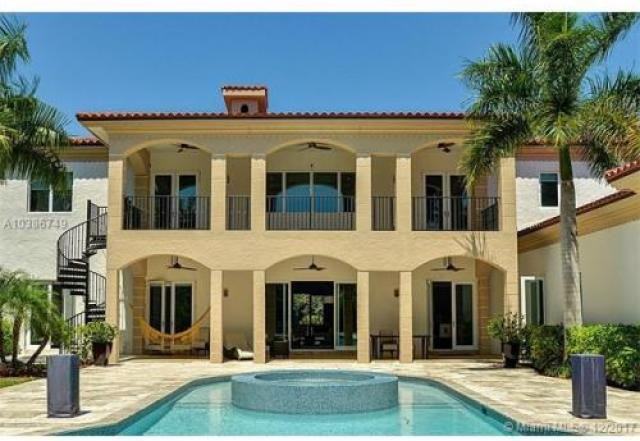 6080 SW 104th St - Photo 2 of 6