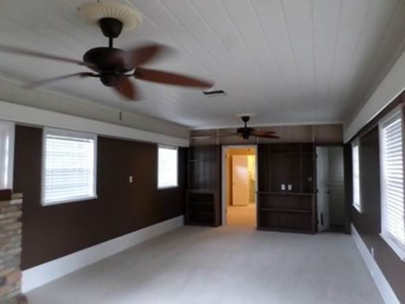 500 E Johnson Ave - Photo 2 of 9