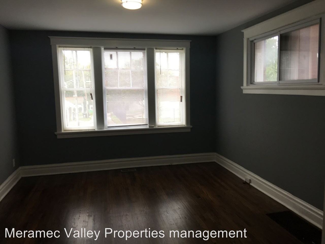 3246 S Compton Ave - Photo 2 of 9