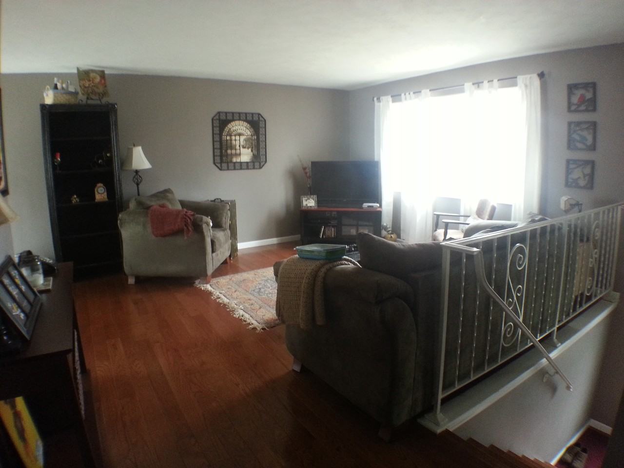 105 E Marialane St - Photo 3 of 16