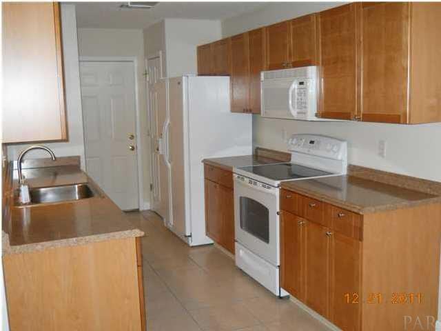 203 Mirabelle Cir - Photo 2 of 11