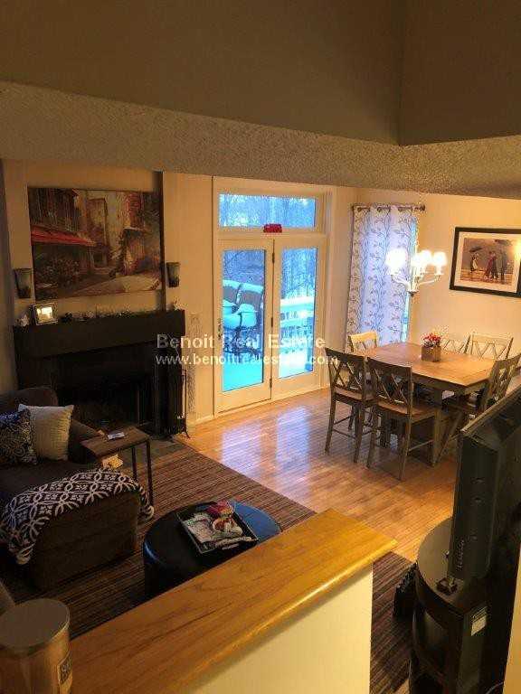 61 Hammond Pl - Photo 2 of 14