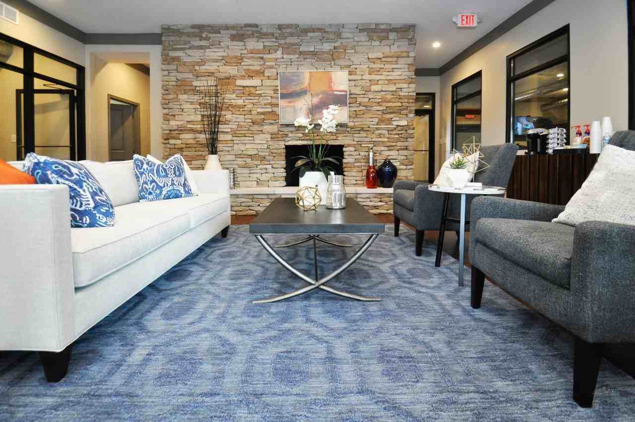 The Vue Lexington - Photo 2 of 24