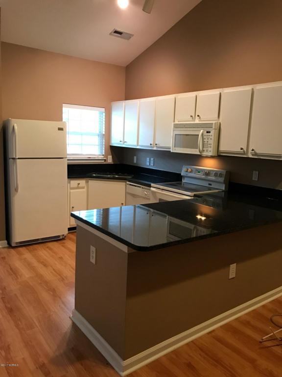 228 Eucalyptus Ln - Photo 3 of 16