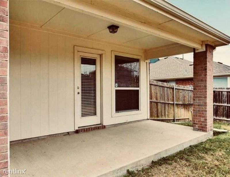 355 Montana Trail - Photo 2 of 10