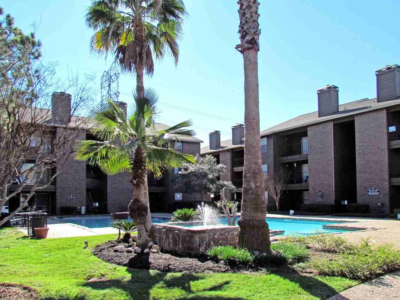 Foxboro - Photo 2 of 24