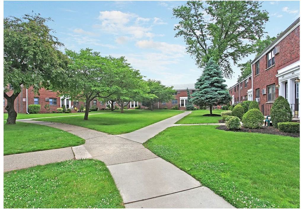 Boulevard Apartments 398 Church St, Hasbrouck Heights, NJ 07604 Zumper