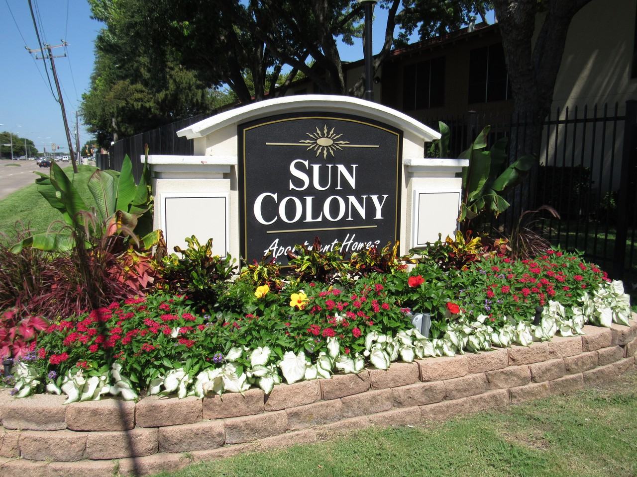 Sun Colony - Photo 2 of 21