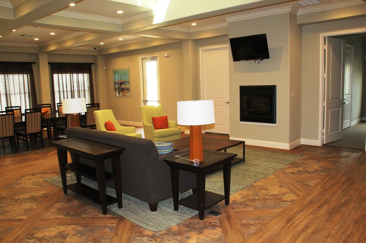 Park at Sutton Oaks - Photo 3 of 16