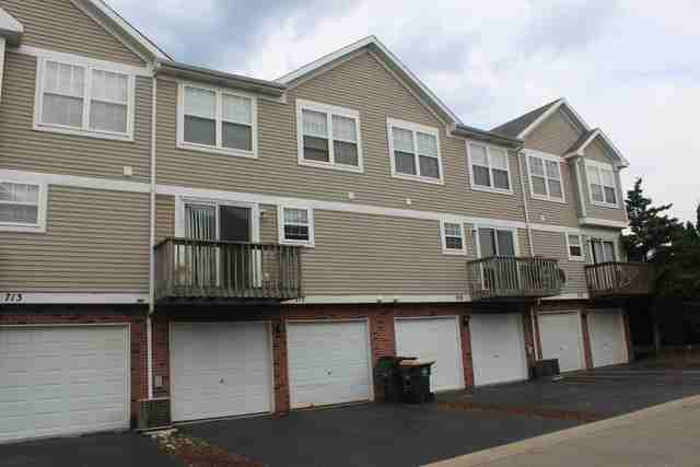 717 Tiffany Ct #717 - Photo 2 of 19