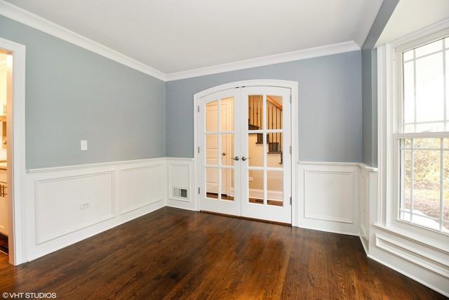 1217 Springdale Cir - Photo 3 of 20