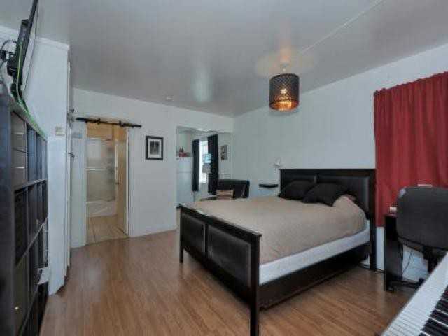 760 Palo Alto Ave - Photo 2 of 4