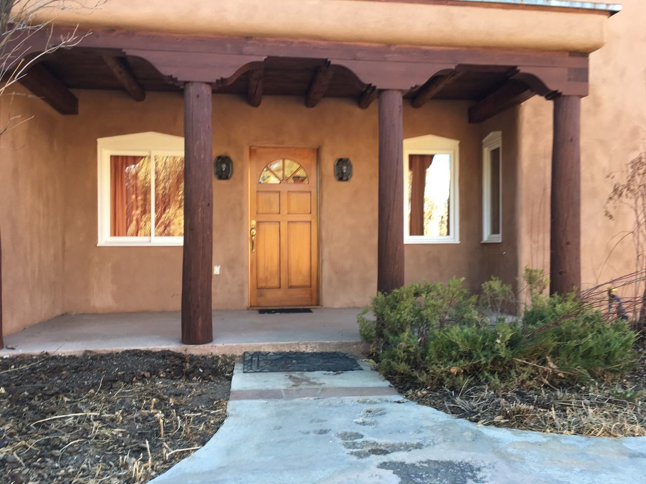 630 Dolores Rd - Photo 2 of 13