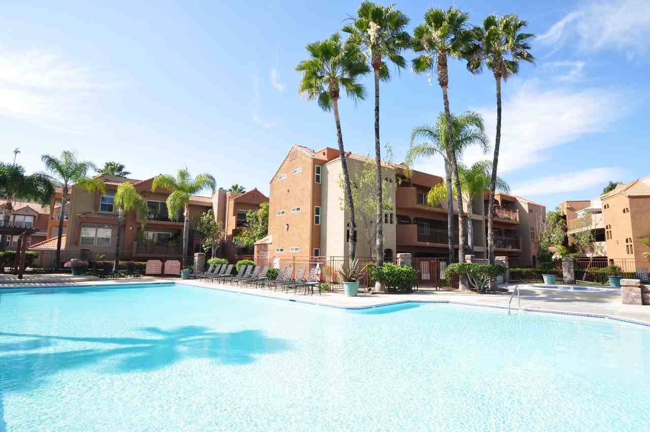 La Terraza Luxury Apartments - Photo 2 of 37