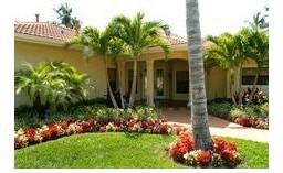 Oasis Naples Apartments - Photo 2 of 46