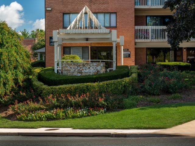 Rollingwood Apartments - Photo 3 of 17