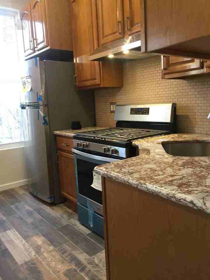 86 Harman St #2 - Photo 3 of 15