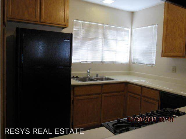 672 Paulson Dr - Photo 3 of 17