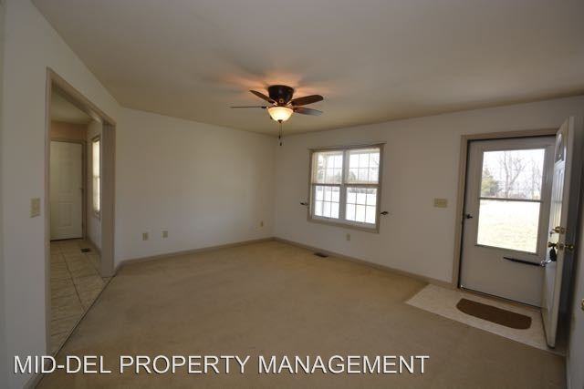 1838 Downs Chapel Rd - Photo 3 of 20