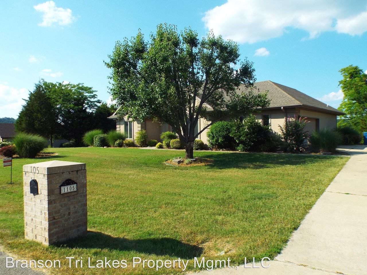 1105 Ledgestone Ln - Photo 2 of 20