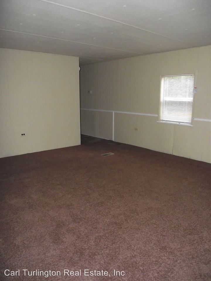 15302 SW Archer Rd - Photo 3 of 20