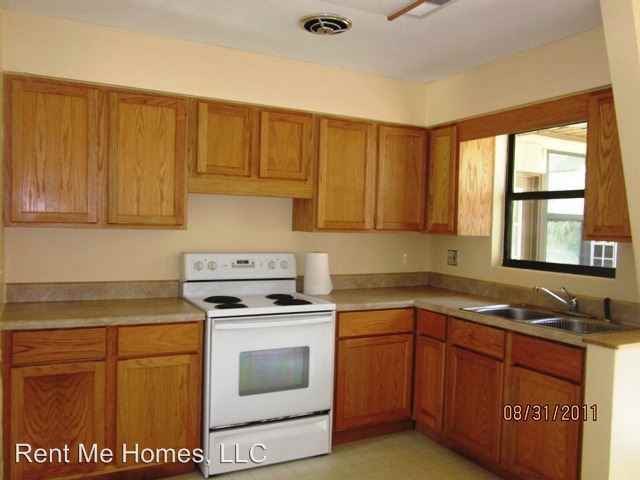 25 Putnam Ave - Photo 2 of 10