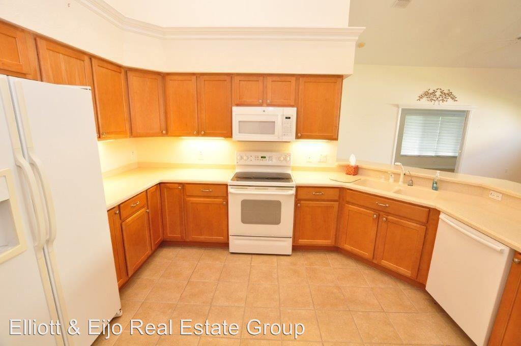 6834 Winkworth Pkwy - Photo 2 of 10