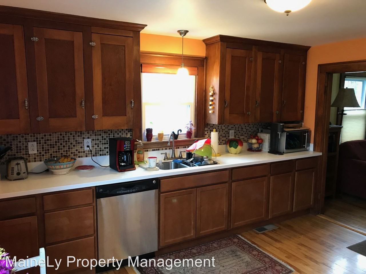 67 Wellwood Rd - Photo 3 of 27