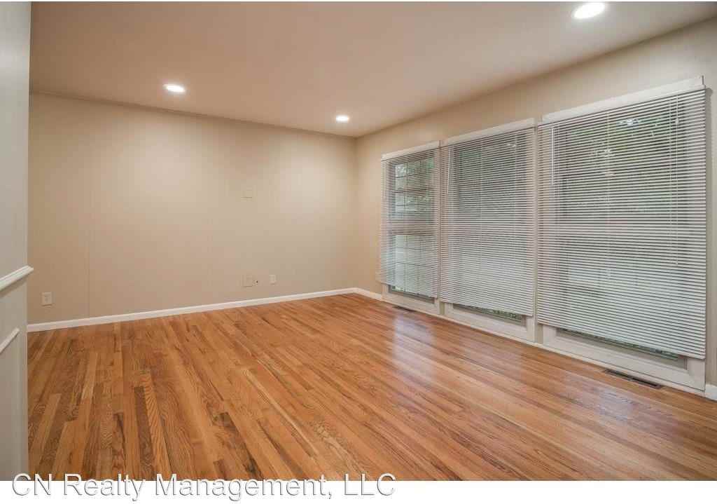 9600 Howe Dr - Photo 3 of 17