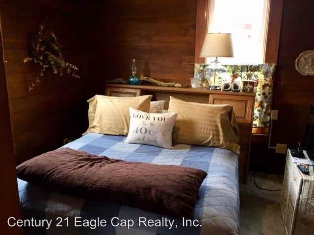 2644 Walnut St - Photo 2 of 11