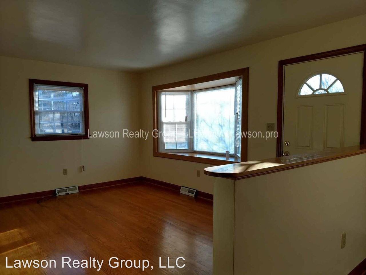 2820 Arrington Dr NE - Photo 3 of 27