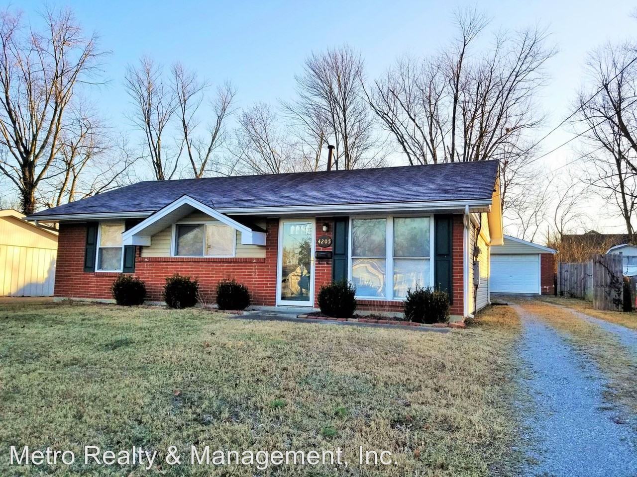 4205 Leo Ln - Photo 2 of 28