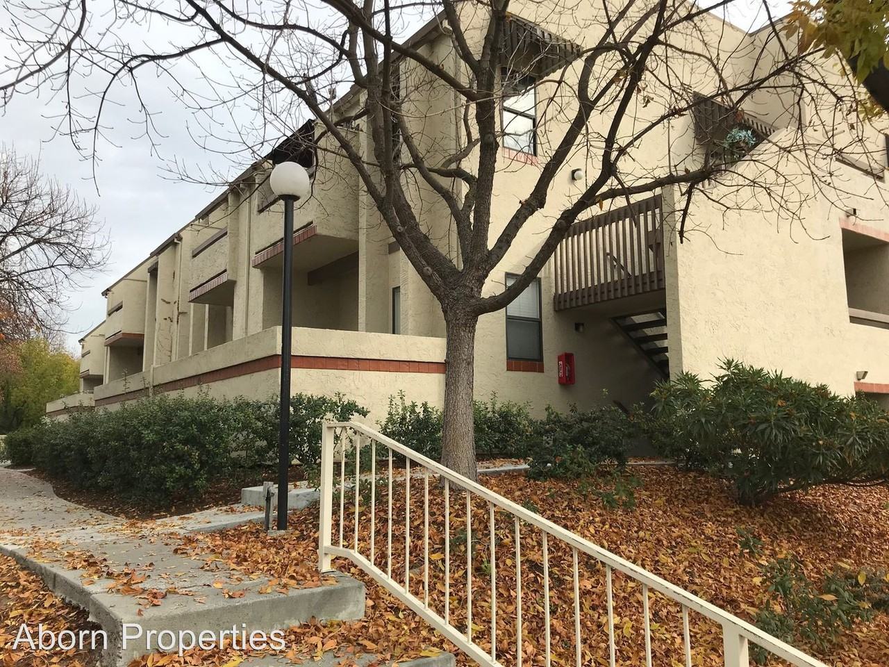 1667 Branham Park Ct - Photo 3 of 30