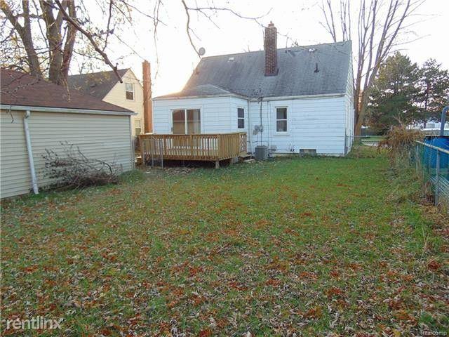 17747 Quarry Rd - Photo 3 of 5