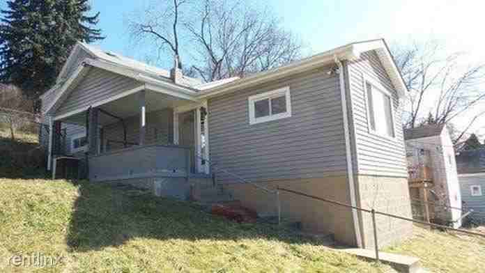 236 Fairview Ave - Photo 3 of 17