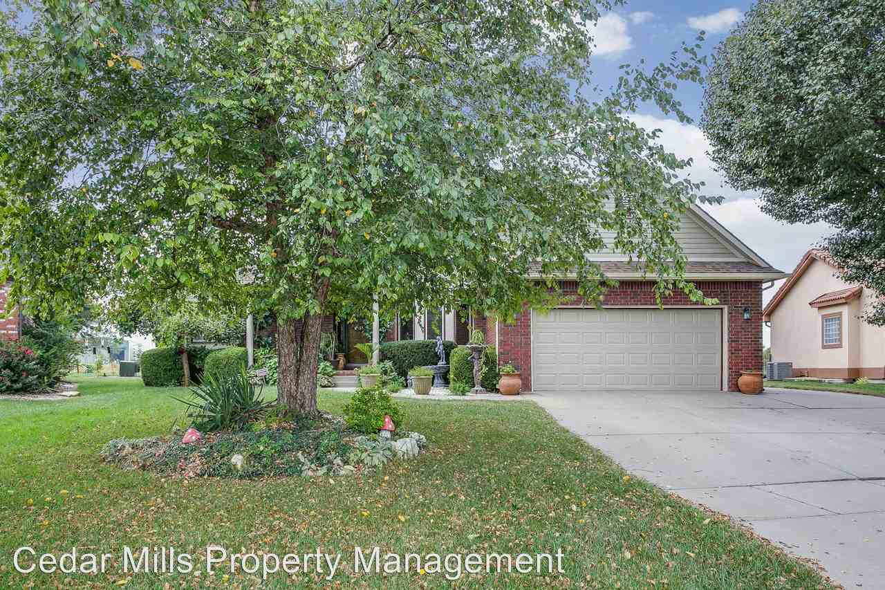 4109 N Plum Tree St - Photo 2 of 39