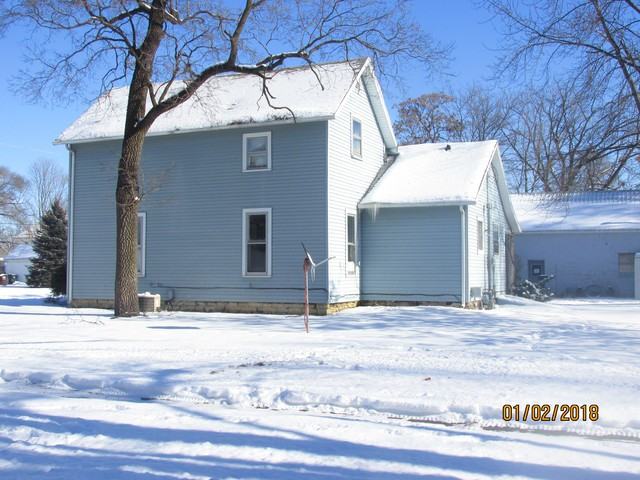 262 W Myrtle St - Photo 3 of 11