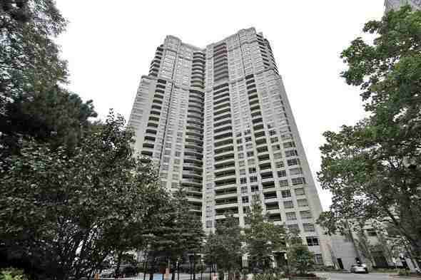 35 Kingsbridge Garden Circle #2802