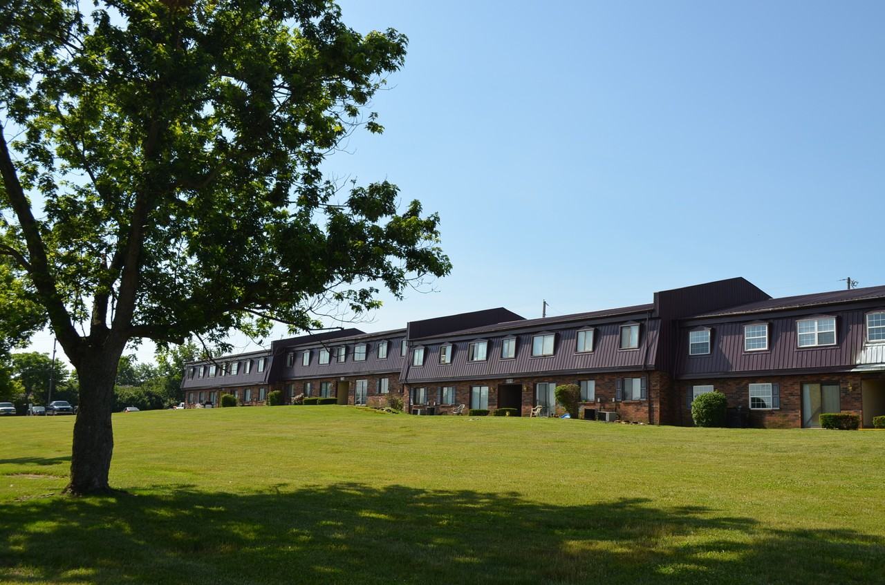 The Summit - Photo 2 of 13