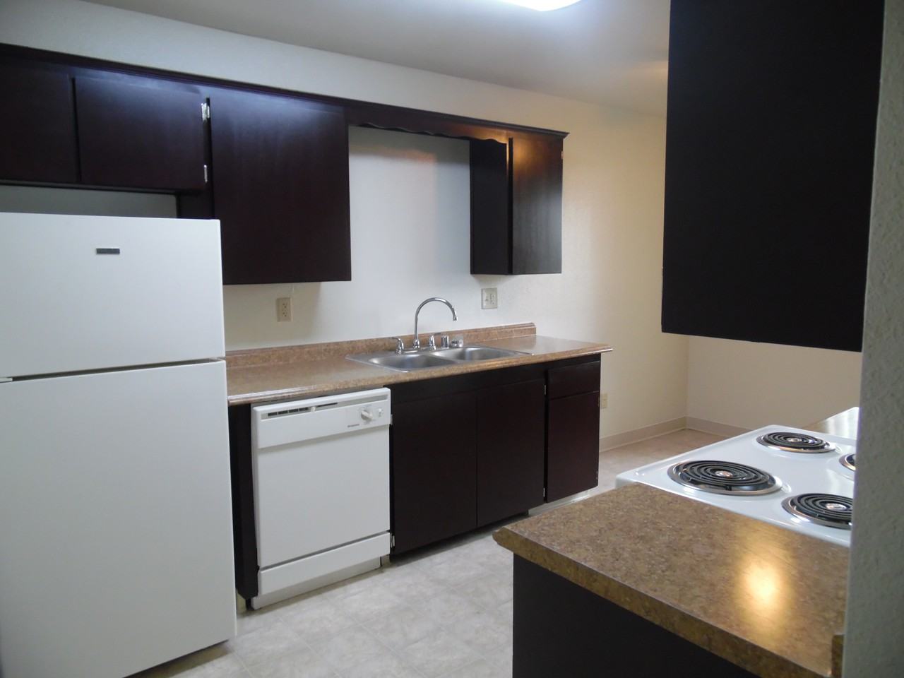 Pine Ridge Apartments 1301 Richland Ave, Modesto, CA 95351 Zumper