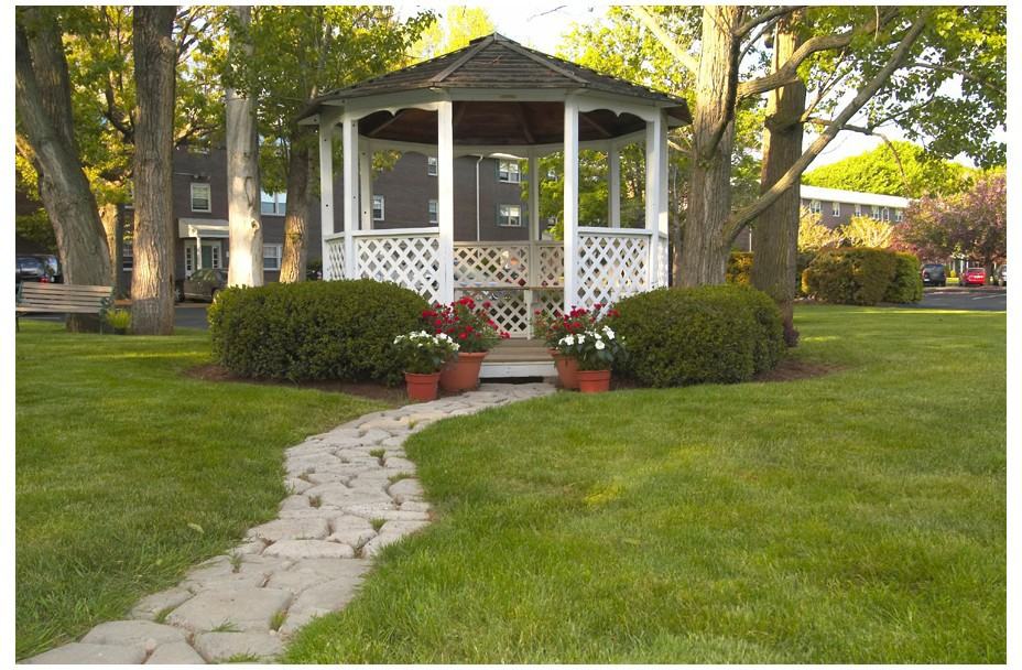 Hamden Centre - Photo 3 of 25