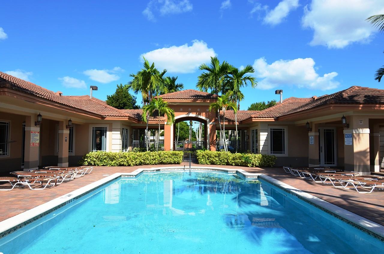Symphony Residential Apartments 10100 NW 33rd St, Coral Springs, FL