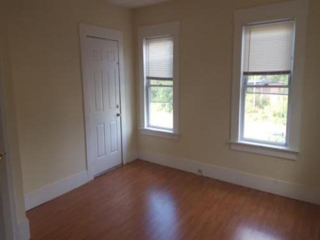 272 Kimball St - Photo 2 of 4