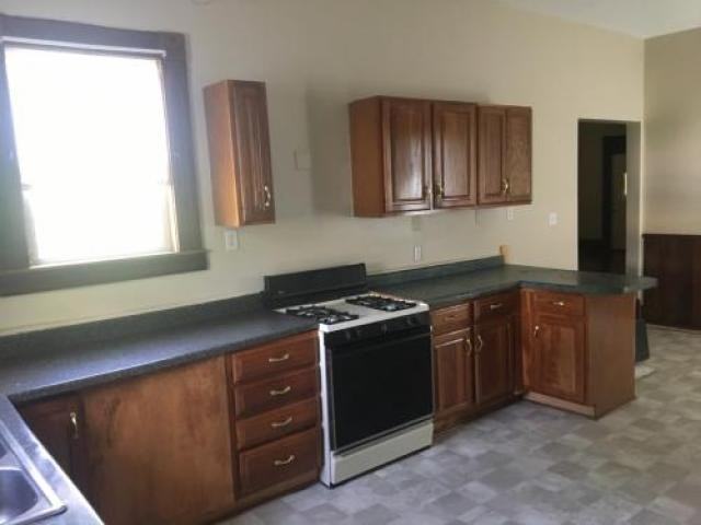 917 W Lasalle Ave - Photo 2 of 6