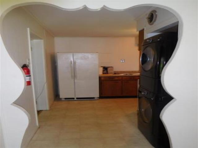 128 N Clark St - Photo 3 of 6