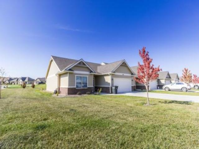 2701 Tobacco Cir - Photo 2 of 6
